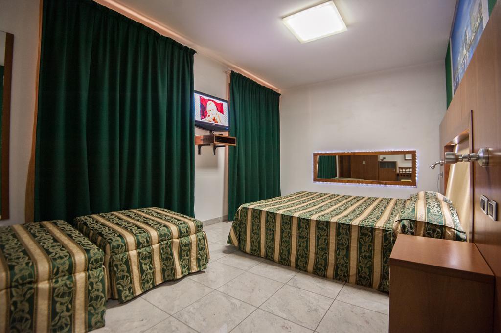 ורג'אטה Orange Motel מראה חיצוני תמונה